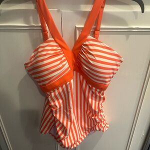 Boden one piece swimsuit in orange stripe. Size 10